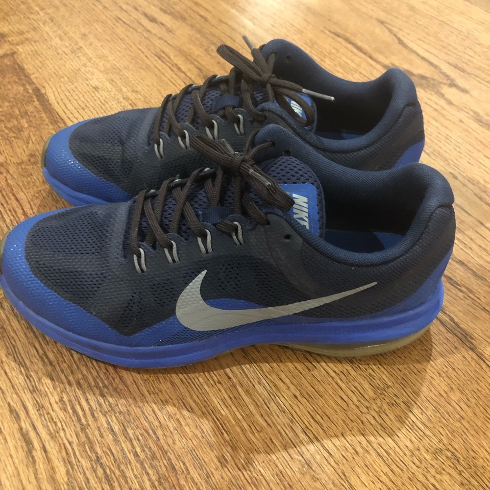 Nike max air shoes
